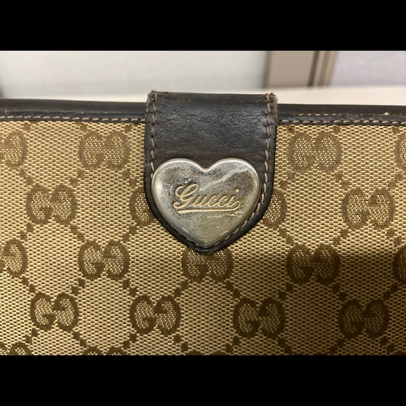 Authentic Vintage Gucci Wallet - Picture 4 of 8